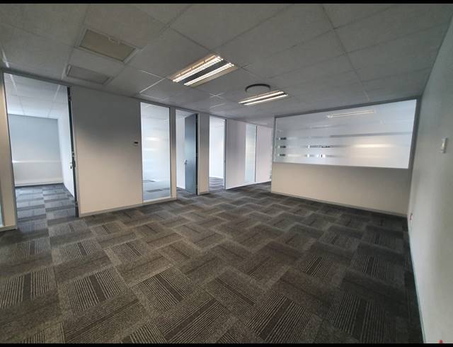 797M² OFFICE TO LET IN BEDFORDVIEW